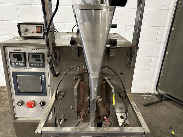 Used Vertical Form Fill Sachet Machine with Auger Filler