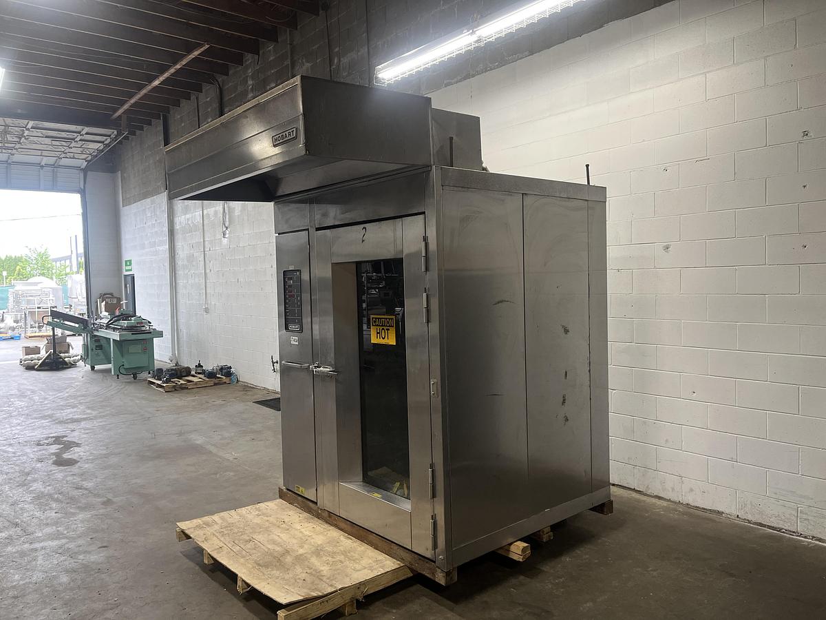 Used Hobart HBA2G Double-Rack Natural Gas Oven