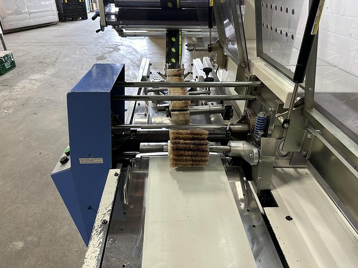 Used Formost Alpha V Horizontal Flow Wrapper