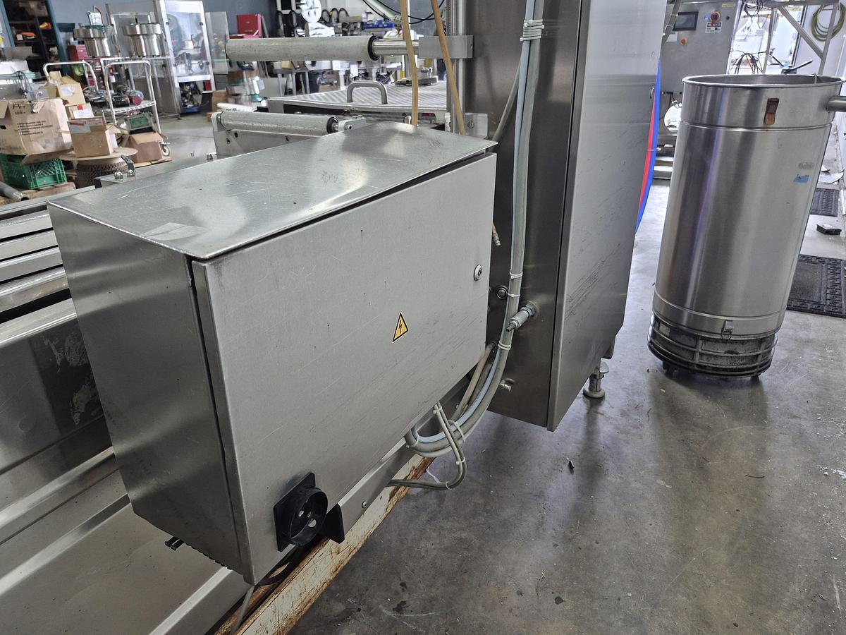 Used Multivac R140 Thermoformer