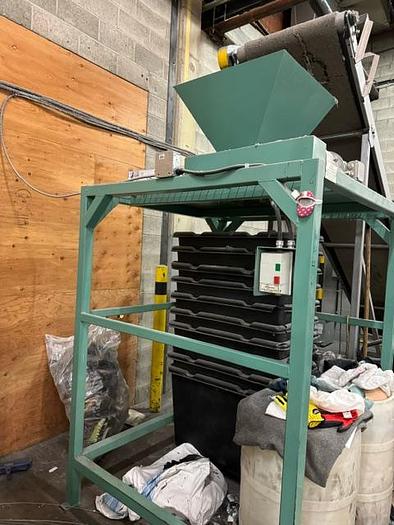 Used Incline Conveyor Belt with Shredder