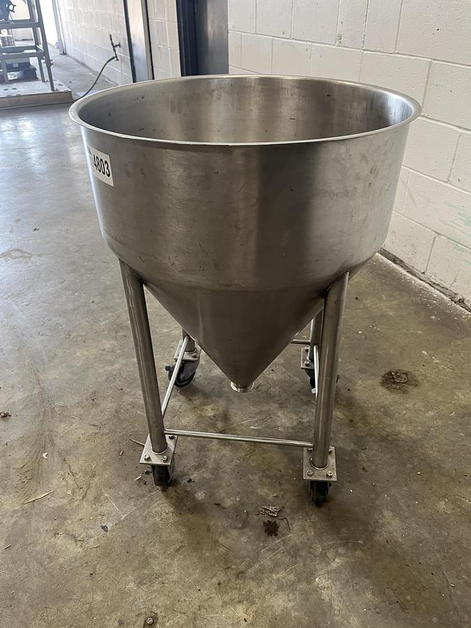 Used Rolling SS Hopper