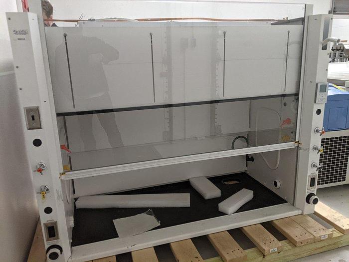Used Mott Fume Hood