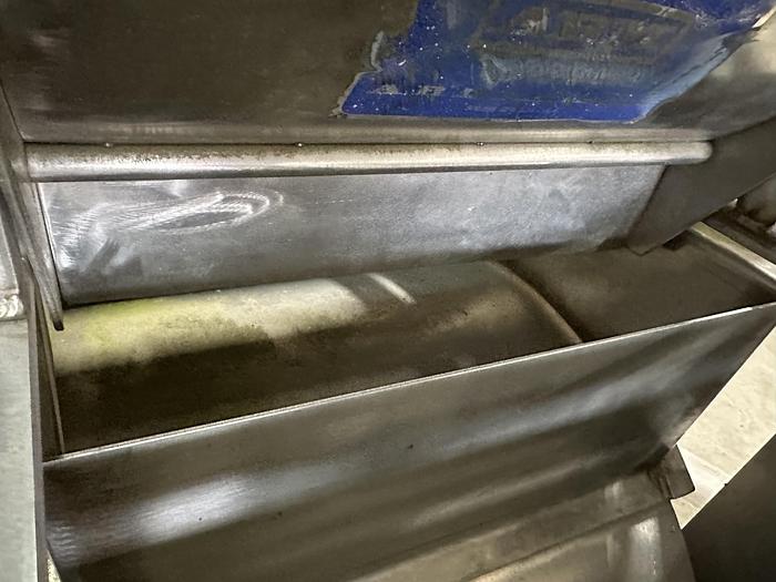 Used ABM McLauchlan 900 SS Berry Slicer