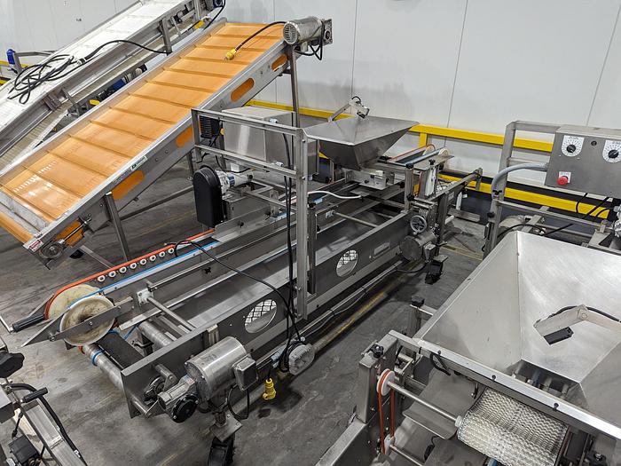 Used Lakewood Volumetric Clamshell Filler