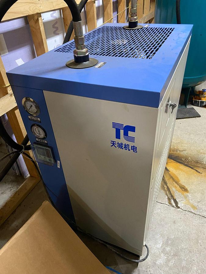 Used Berg Water-Blow Molding Machine