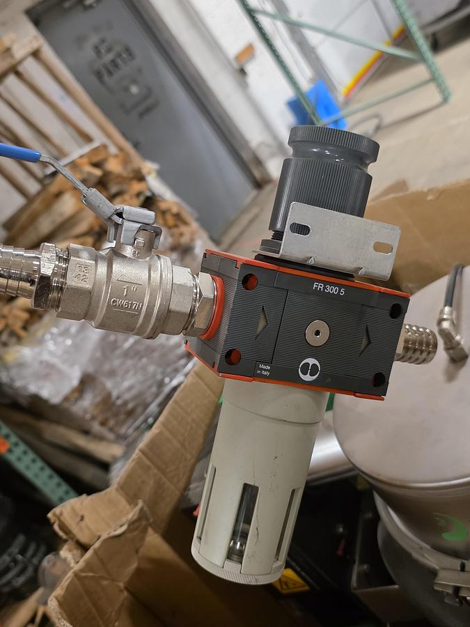 Used  Piab piFLOW Vacuum Conveyor