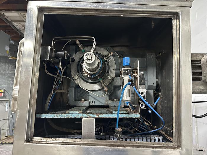 Used Saan OB-3000 Octagonal Blender