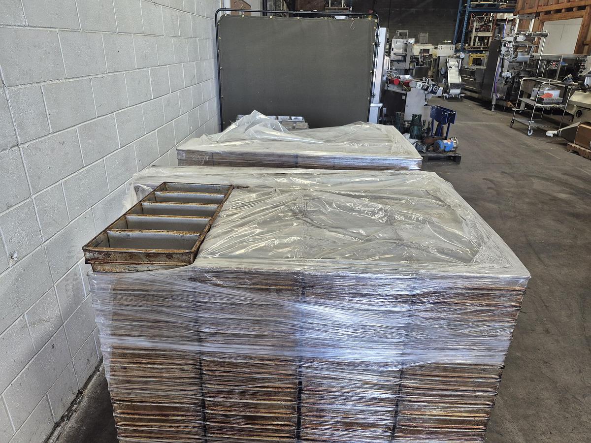 Used Commercial 5-Loaf Bread Pan