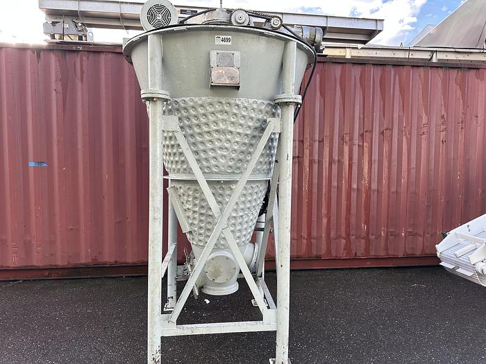 Used JH Day Mixing Tank