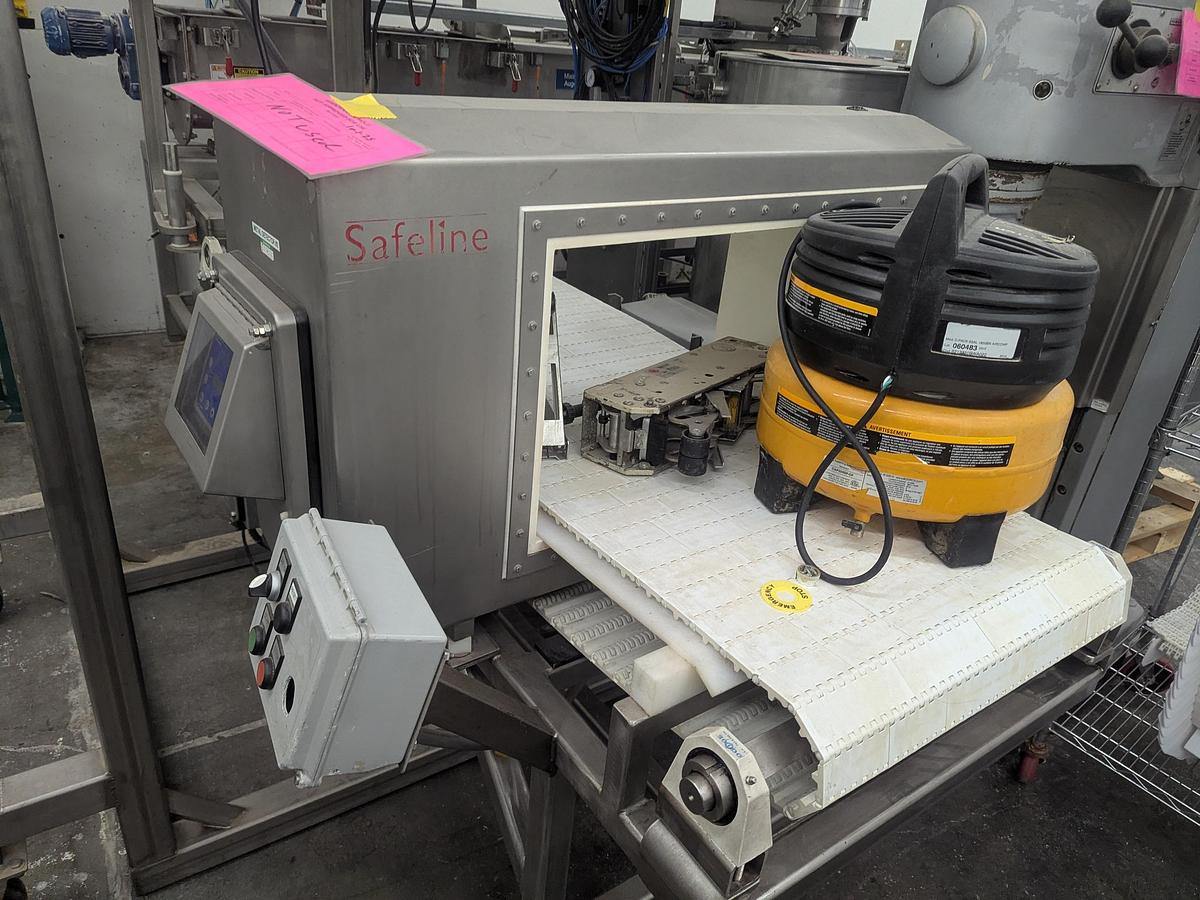 Used Mettler-Toledo Safeline Metal Detector