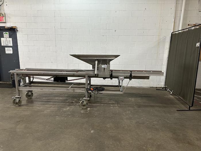 Used Berry Volumetric Clamshell Filler