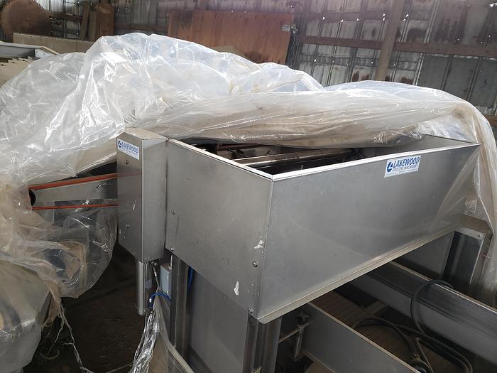 Used Lakewood Lug Dumper