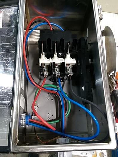 Used Square D Heavy Duty Safety Switch