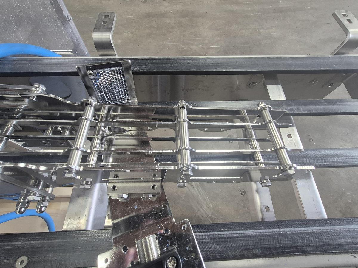 Used Pacific 4-Head Gravimetric Filler