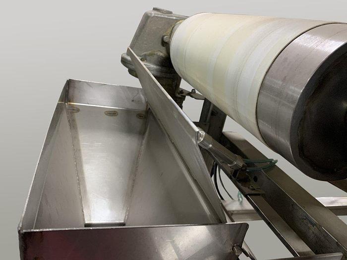 Used Incline Conveyor With Metal Detector & Scales