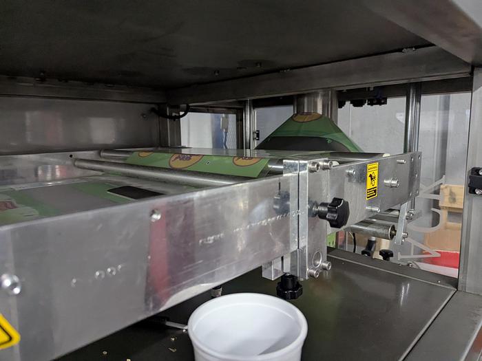 Used Turpack VFFS with Infeed Elevator and Volumetric Filler