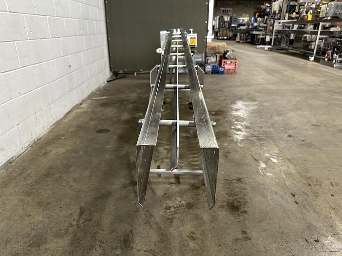 Used Woods 10' Conveyor