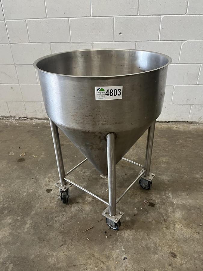 Used Rolling SS Hopper