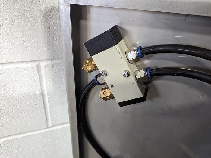 Used Axiom Pneumatic Buggy Dumper