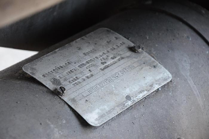 Used Berry Tumbler with Sprayer Coater