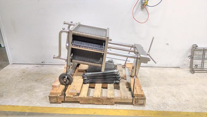 Used Spadoni 400 x 400 Filter Press