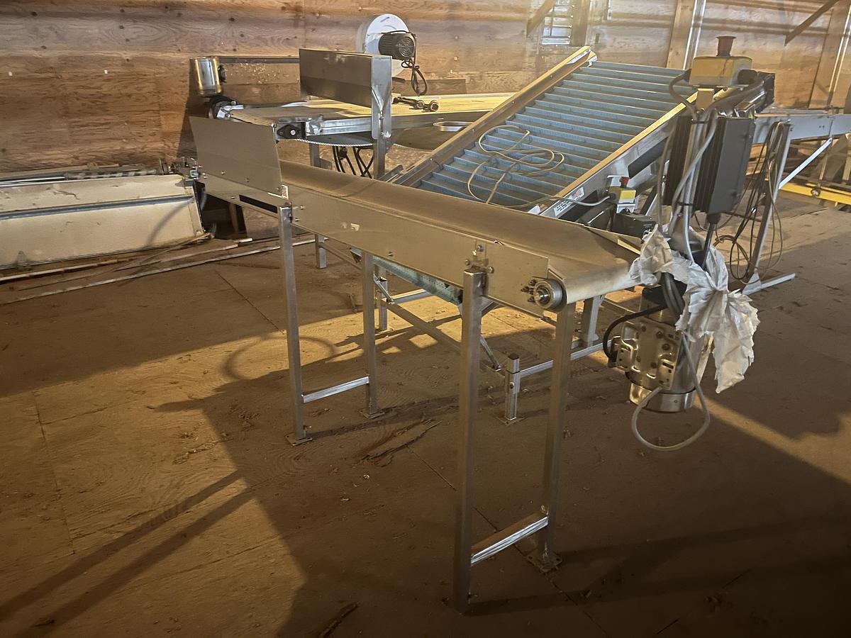 Used 9ft Long Flat Belt Conveyor