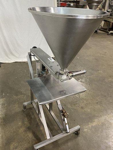 Used Unifiller SST Single Piston Depositor