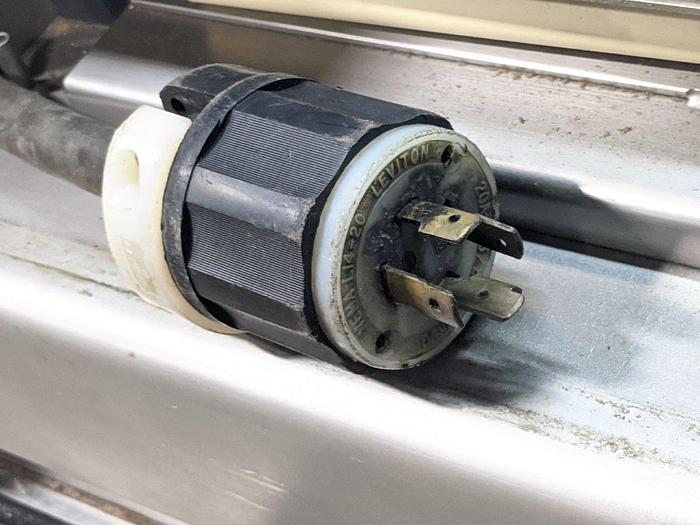 Used Sipromac-Berkel 420A Dual Chamber Vacuum Sealer