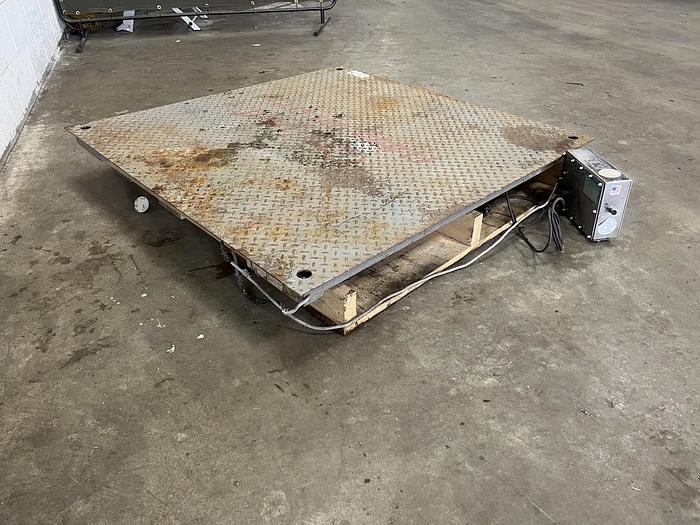 Used Cardinal Floor Scale