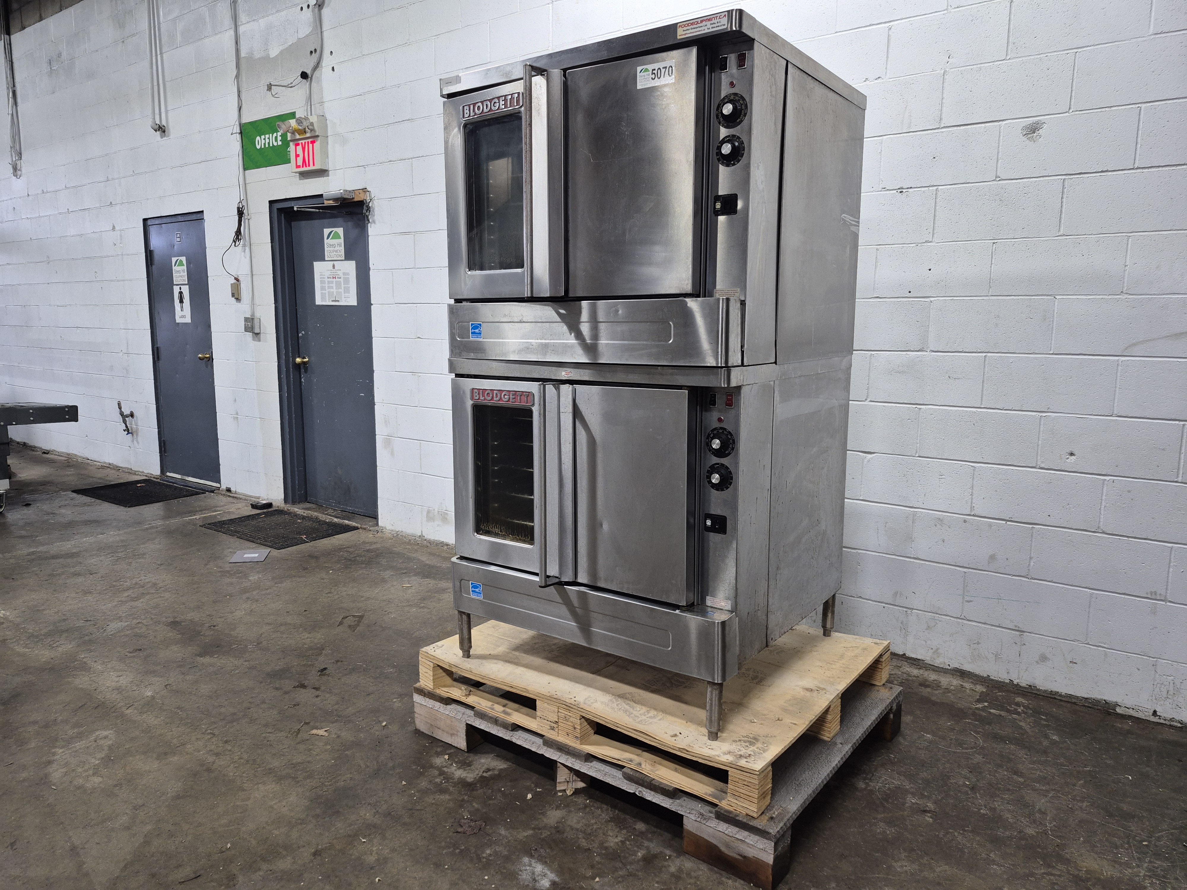 Used Blodgett SHO-E Double Stack Convection Ovens
