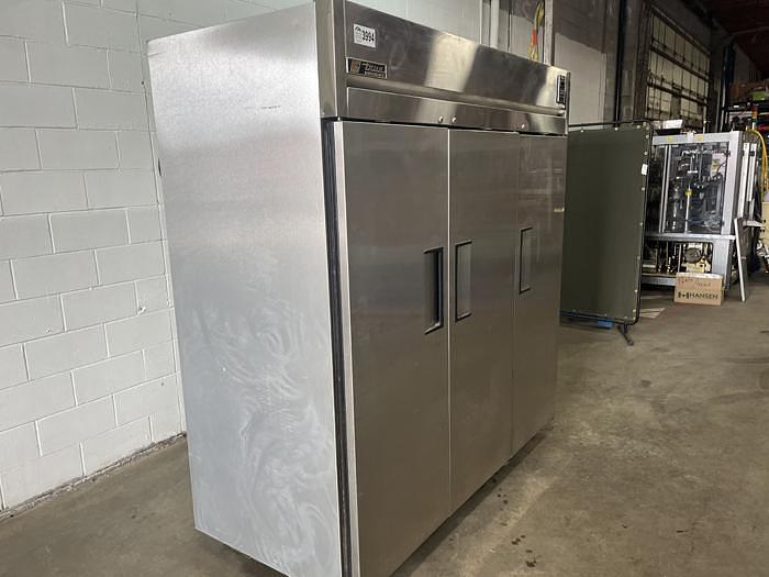 Used True Reach-In Cooler