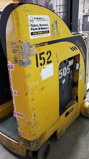 Used Yale Narrow Aisle NR040EA Reach Forklift