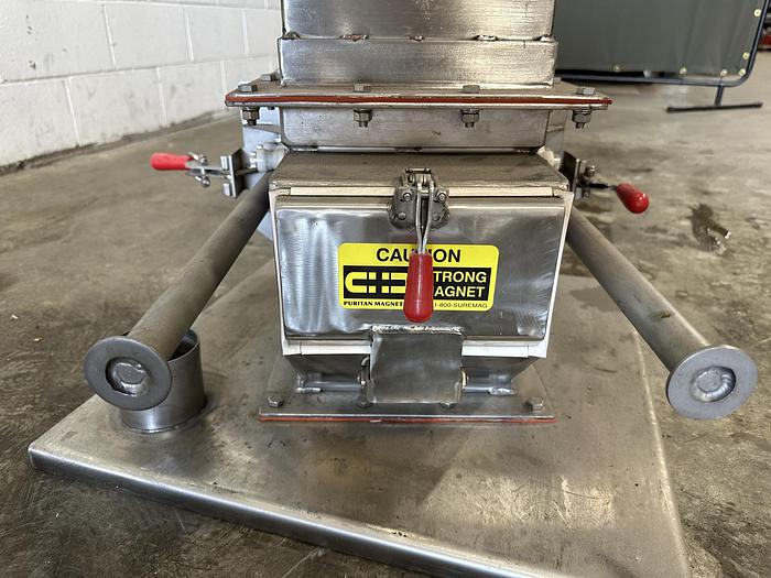 Used EZ Clean Magnet Trap