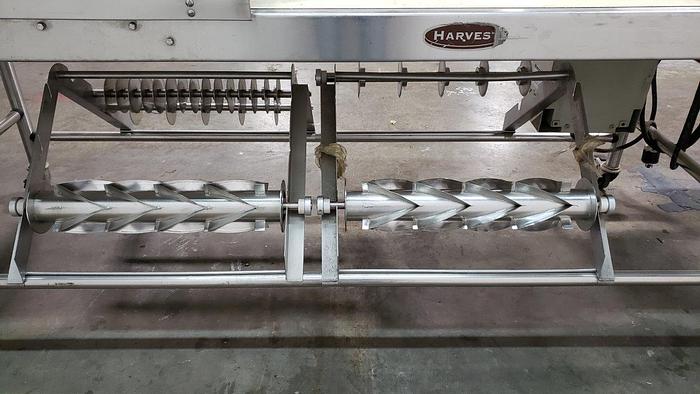 Used Harvest Reliant Cutting Table