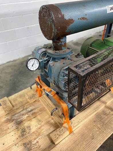 Used Saan PTS-1500 Powder Transfer System