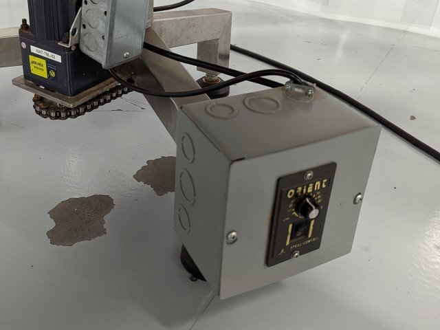 Used Accumulation Table With Retaining Ring