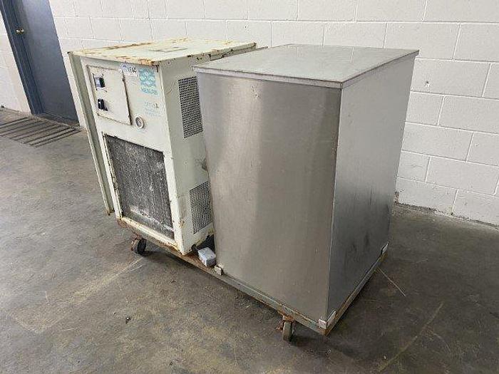 Used NESLAB CFT-300 Recirculating Chiller