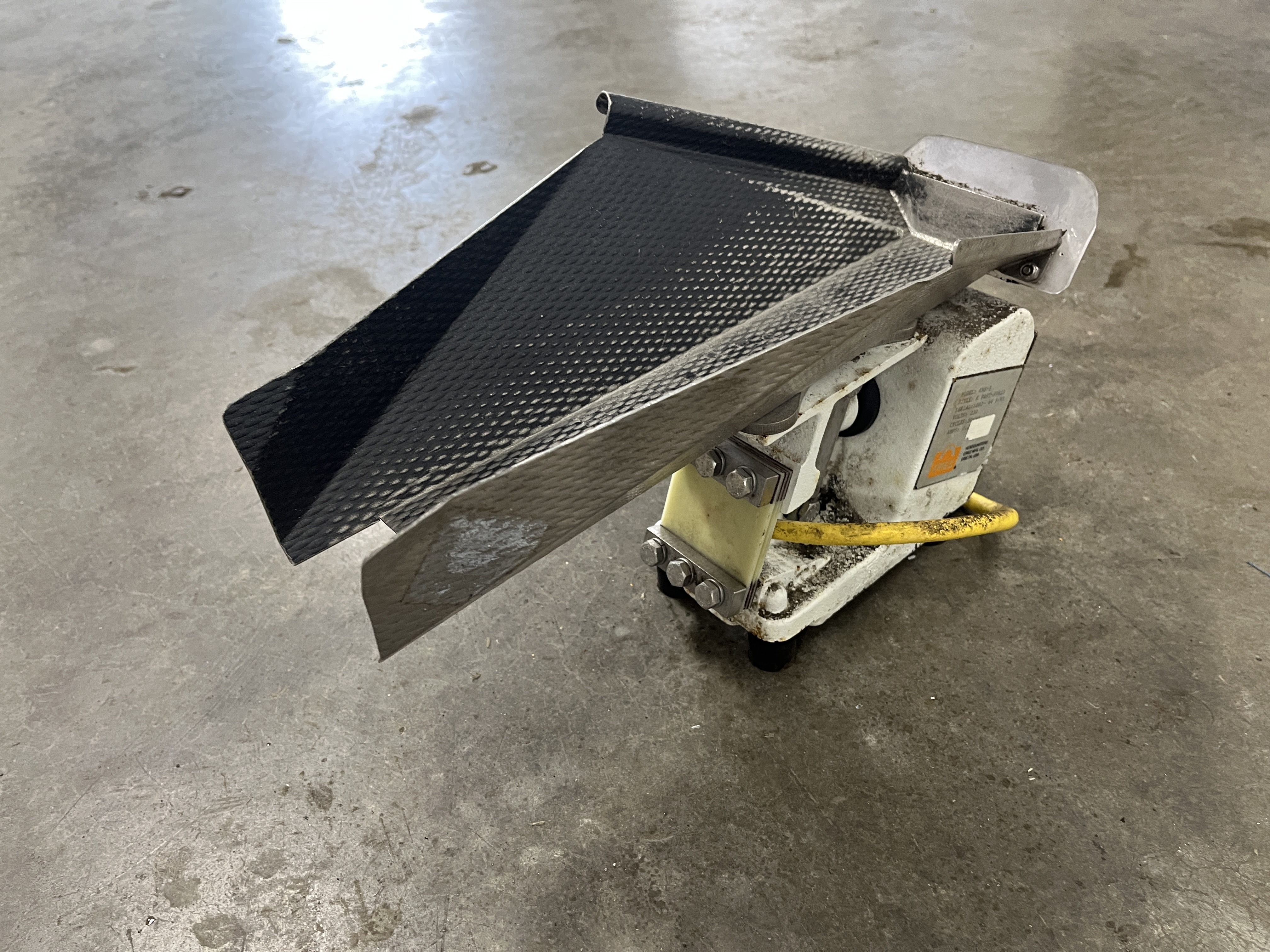 Used Eriez KHS-5 Electromagnetic Vibratory Feeder Drive
