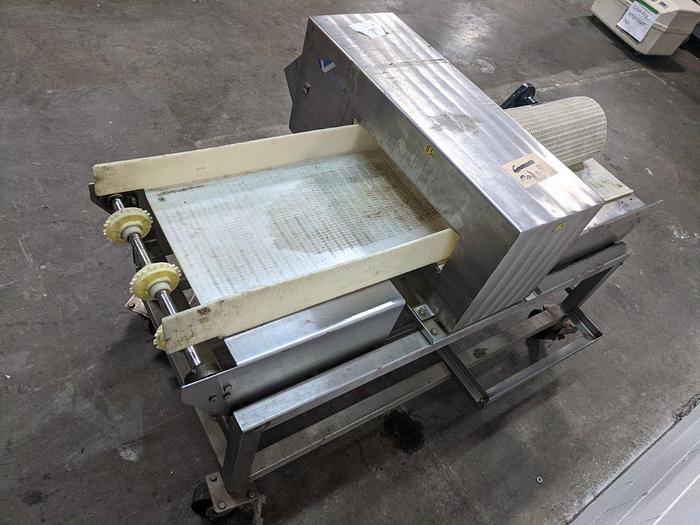 Used Cintex CS2060 Metal Detector Conveyor