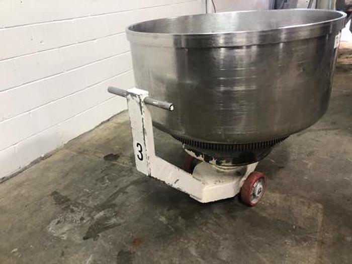 Used VMI 400L SS Mixer Bowls