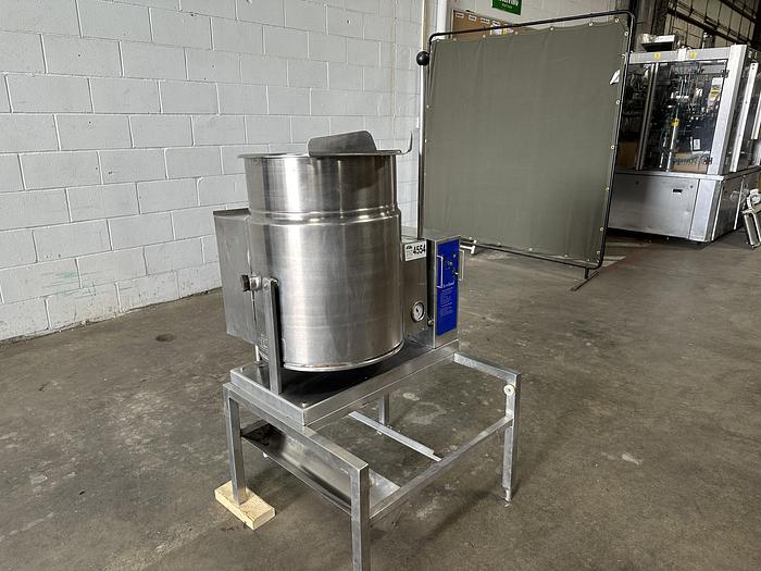 Used Cleveland KGT-12T 12 Gallon 2/3 Steam Jacketed Kettle 