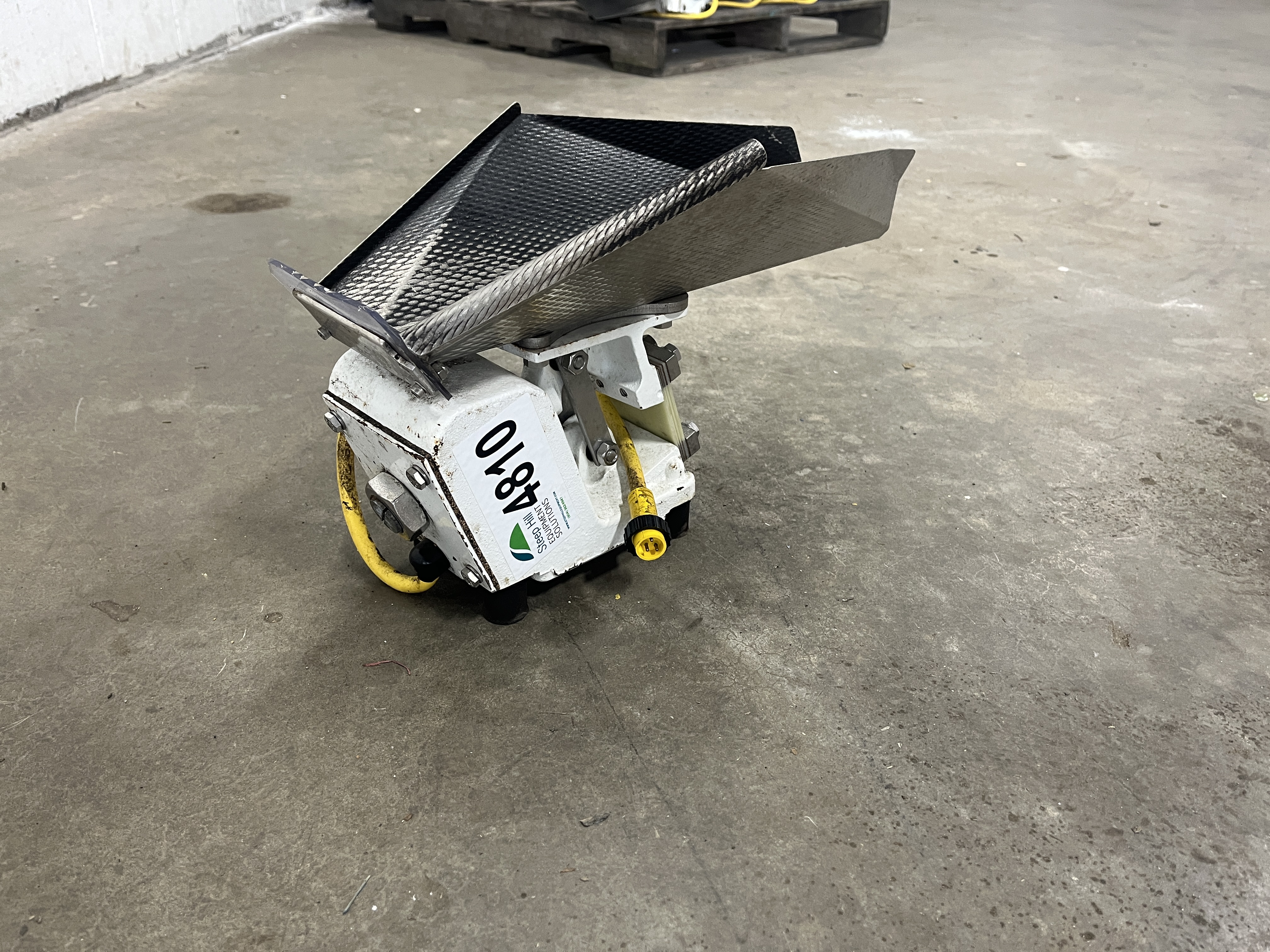 Used Eriez KHS-5 Electromagnetic Vibratory Feeder Drive