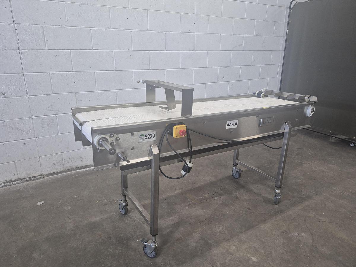 Used 5.10 ft Flat Belt Conveyor 