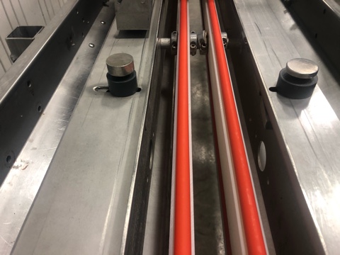 Used Lakewood CS1 Volumetric Clamshell Filler