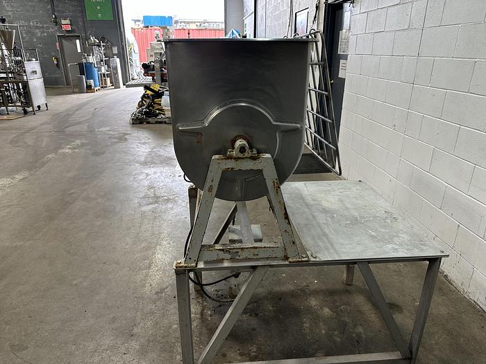 Used SS Ribbon Blender 