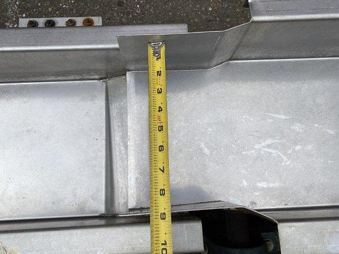 Used Commercial 21' Shaker Conveyor