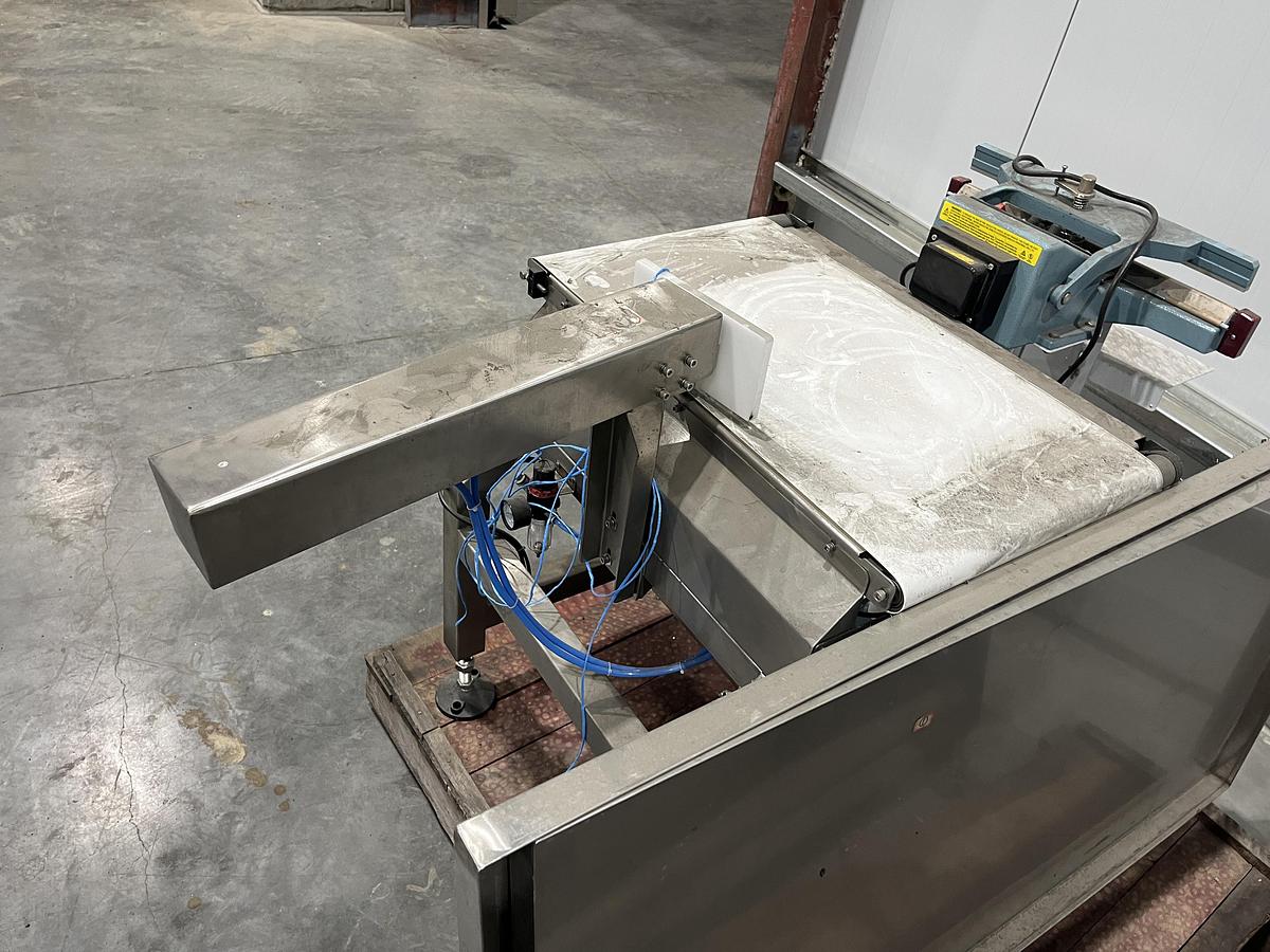 Used Ram Reject Conveyor