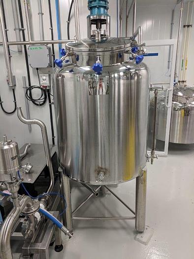 Used Vertical SS Mixing Tanks