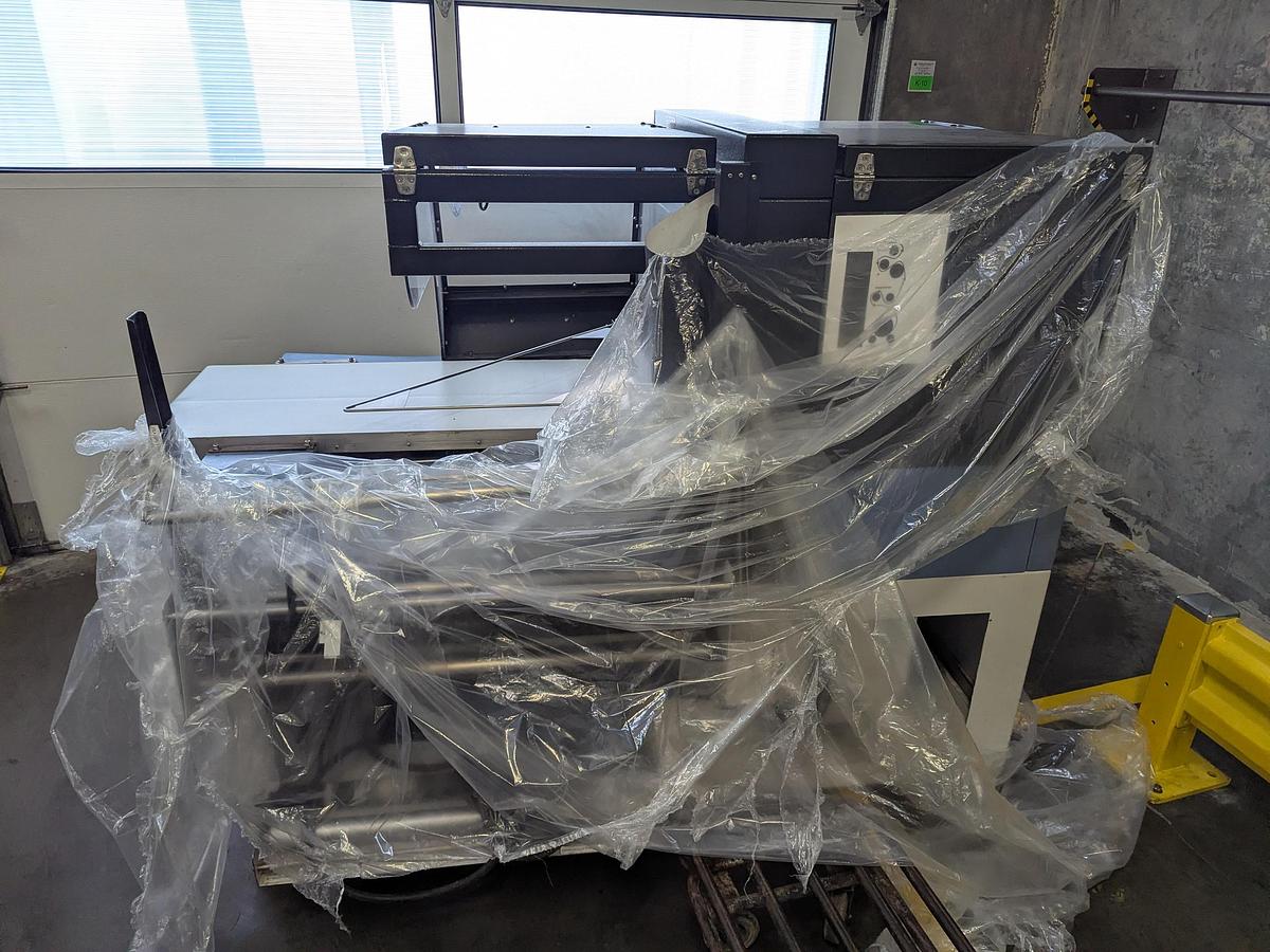 Used Conflex Fusion Automatic Intermittent Motion Side Sealer